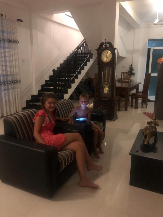 Hiriketiya New Radiant House Hotell Dikwella Eksteriør bilde