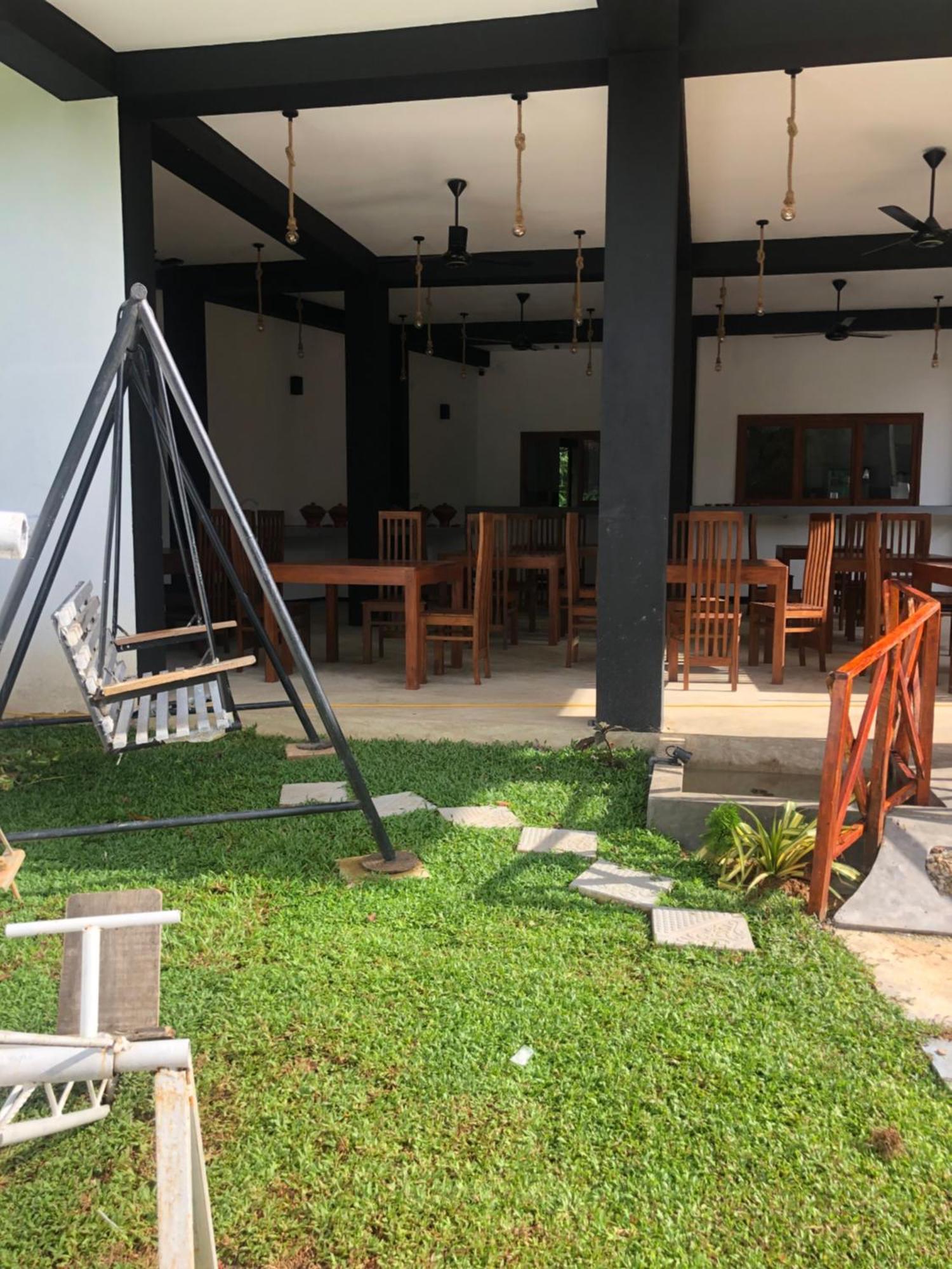 Hiriketiya New Radiant House Hotell Dikwella Eksteriør bilde