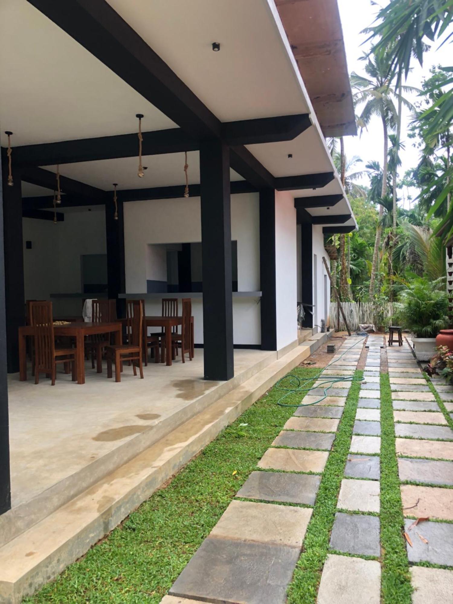 Hiriketiya New Radiant House Hotell Dikwella Eksteriør bilde